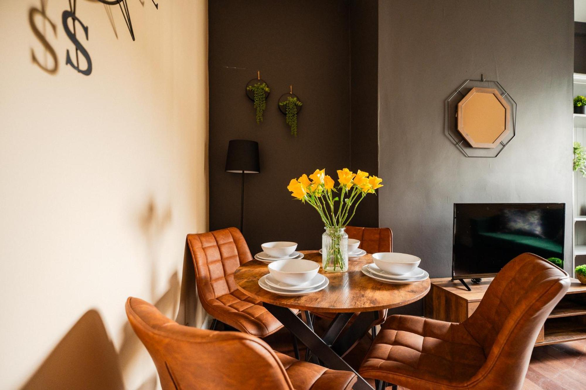 Jubilee House By Horizon Stays Eston Bagian luar foto