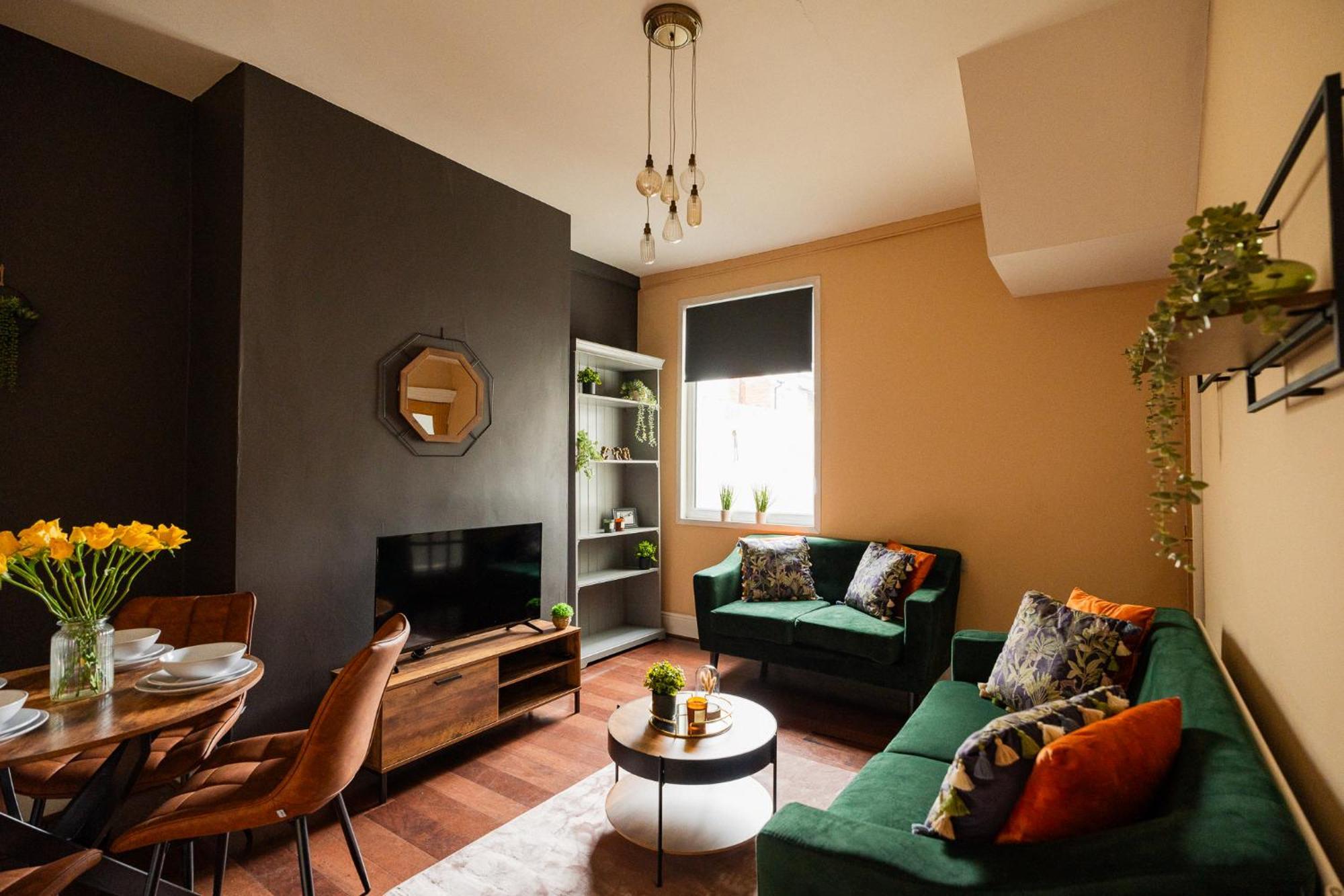 Jubilee House By Horizon Stays Eston Bagian luar foto