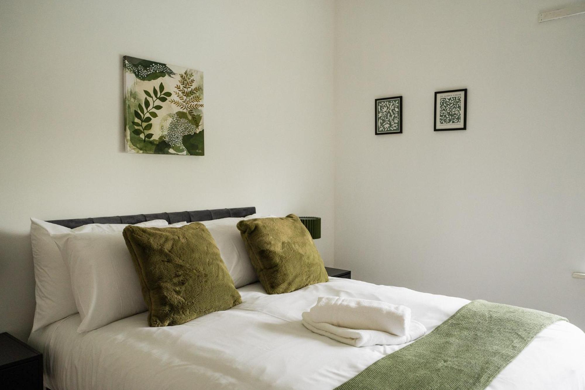 Jubilee House By Horizon Stays Eston Bagian luar foto